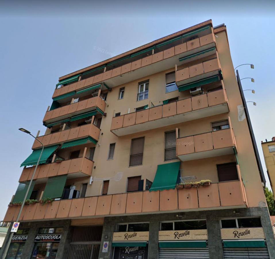 APPARTAMENTO MILANO VIA ADRIANO Affitti Brevi Italia Esterno foto